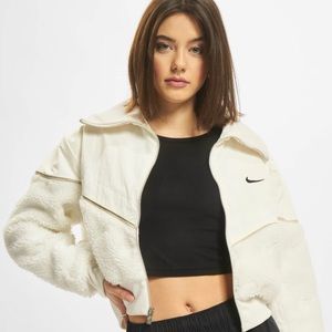 Nike | Women’s Sherpa Jacket in Cream (sail) Color | Size XS